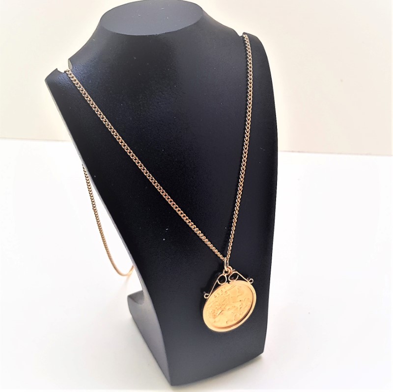 Silver hot sale sovereign necklace