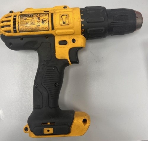 Dewalt dcd776 body online only