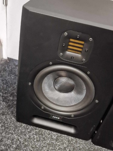 Adam Audio F7 7